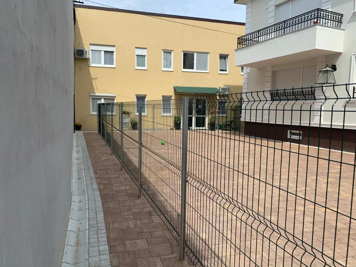 A6 Apartment Novi Sad Exterior foto